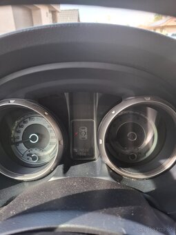 Predám Mitsubishi Pajero 3.2 - 4