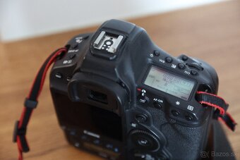 Canon EOS 1D X Mark II - 4