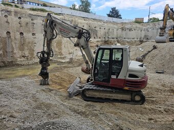 Takeuchi TB290 dvojvyloznik s rototiltom - 4
