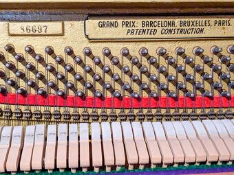 Pianino zn. Petrof - 4