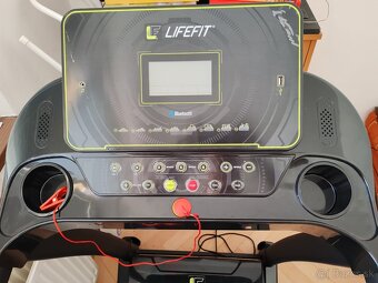 Bežecký pás LIFEFIT TM5250 - 4