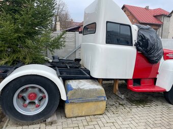 Predám Ford Big Job F-7 Custom TRUCK - 4
