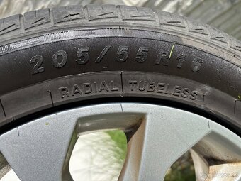 Predam hliníkové disky / ALU - 205/55 R16 - originál SEAT - 4