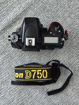 Nikon D750 - 4