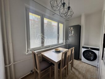 Na predaj kompletne zariadený, rekonštruovaný 3izbový… - 4