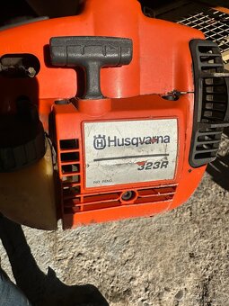 Krovinorez Husqvarna 323R - 4