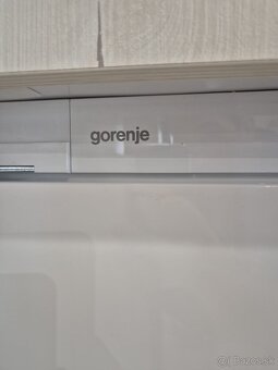 Predám vstavanú chladničku s mrazničkou Gorenje - 4