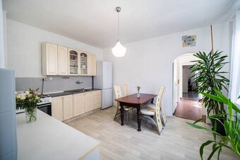 TOREA - RODINNÝ DOM S VEĽKÝM POZEMKOM - CAJLANSKÁ, PEZINOK - 4