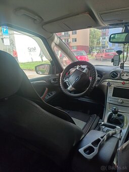 Predám Ford s-max 2tdi - 4