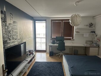 Na prenájom 4 izb. byt v centre - 4