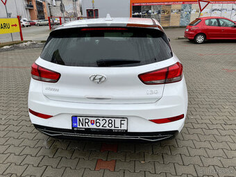 Hyundai i30 1.5 DPi 1.majiteľ - 4