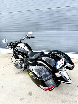 Yamaha XV 1900 midnight star stratoliner - 4