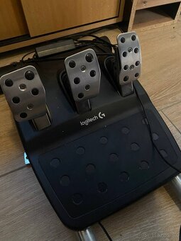 Volant Logitech g920 - 4
