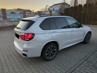 BMW X5 xDrive30d A/T - 4