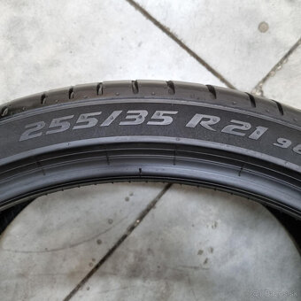 Letné pneumatiky 255/35 R21 PIRELLI DOT3122 - 4