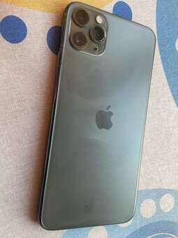 Predám iPhone 11 Pro Max 64Gb Midnight Green - 4