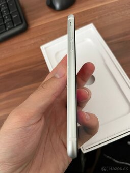iPhone SE 2020 64GB Biela - 4