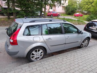 Renault Megane 1.6 - 4