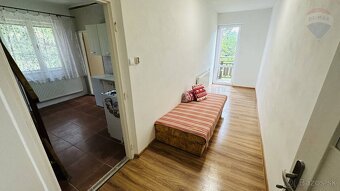 EXKLUZÍVNE PREDAJ CHATY  V  KOVÁČOVEJ - 4