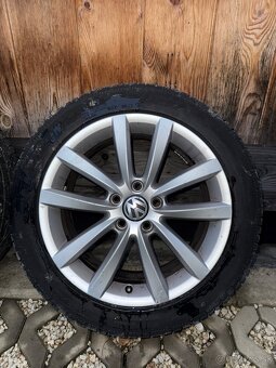 Zimna sada 235/45 R17 5x112 - 4