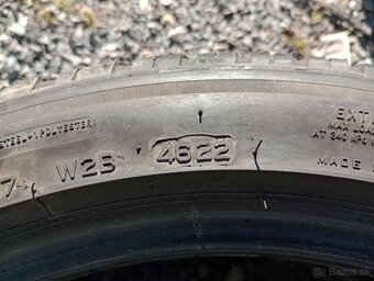 Predam 2ks pneu 225/45/r18  zimne 95V  Bridgestone - 4