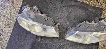 Svetla Volkswagen passat b6 - 4