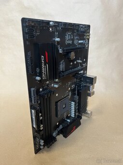 Gigabyte B450 Gaming X - 4