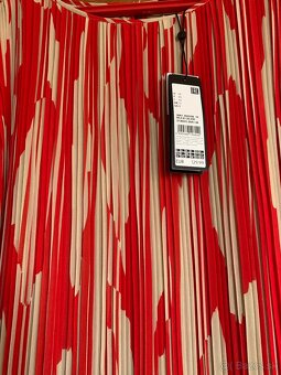 Šifónové šaty zn. Comma - 4