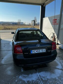 2004 Toyota avensis - 4