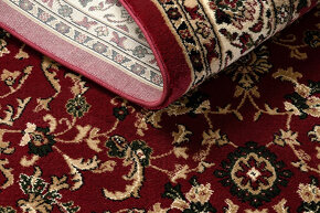 Krásny kvalitný koberec ROYAL Bordový - 4