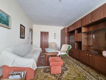 3 IZBOVÝ BYT s LOGGIOU 70 m2 PIEŠŤANY - KÚPOU VOĽNÝ - 4