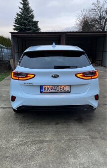 Kia Cee'd Ceed 1.6 CRDi Gold, - 4