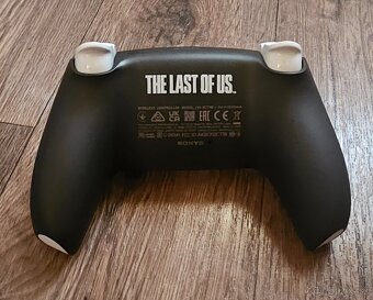 DualSense The Last of Us - 4