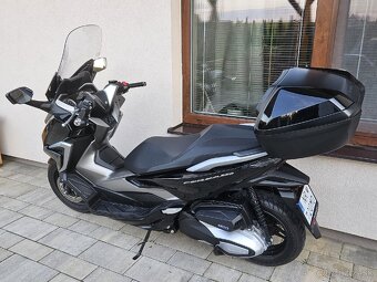Honda Forza 350 - 4