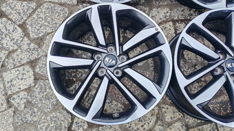 5x114,3 R19 --- KIA SPORTAGE , SORENTO ... - 4