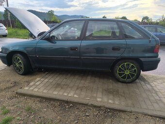 Opel astra 16i - 4