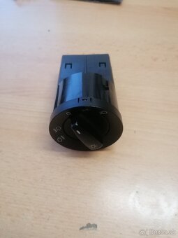 Vypínač svetiel Ww, ŠKODA, Seat, AUDI Čisto Nový - 4
