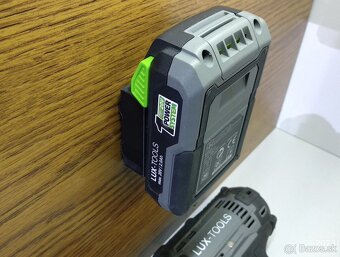 Nástenný držiak na batérie LUX-Tools PowerSystem 20V OBI - 4