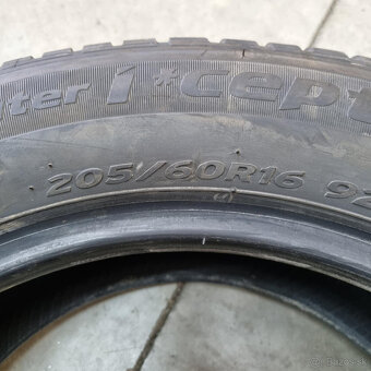 Zimné pneumatiky 205/60 R16 HANKOOK DOT1820 - 4