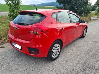 Kia Ceed 1,4benzin plyn rok 2016 - 4