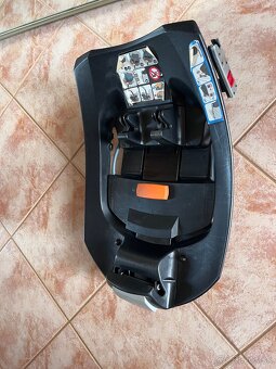 Cybex autosedačka s Isofix podložkou - 4