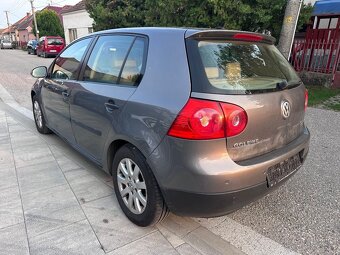 Volkswagen Golf 1.9 TDI 77kw DSG - 4