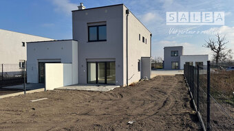 Krásny štvorizbový rodinný dom v Hubiciach, bungalov, 85 m2, - 4