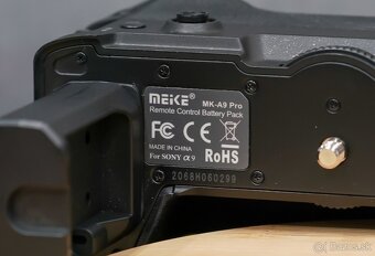 MEIKE MK-A PRO Battery Grip (Sony) - 4
