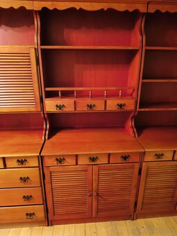 Nábytok, sekretár - 4