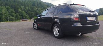 Predám Škodu Octaviu 2 combi 1.9tdi 77kw - 4