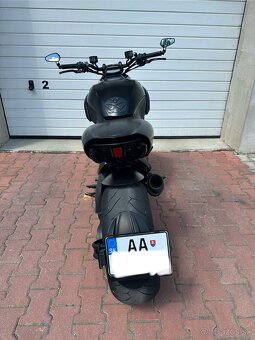 Ducati Diavel Dark Stealth - 4