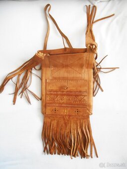 Kožená kabelka so strapcami - 4