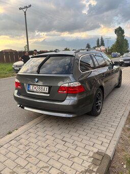 BMW E61 - 4
