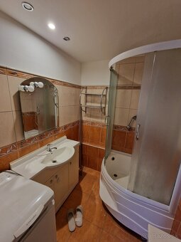 Prenajmem 2 izbový byt v Detve - 4